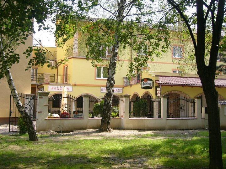 Penzion Da Giacomo Trenčín Екстериор снимка